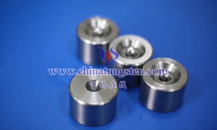 硬质合金模具出现崩角、开裂的常见诱因有哪些？