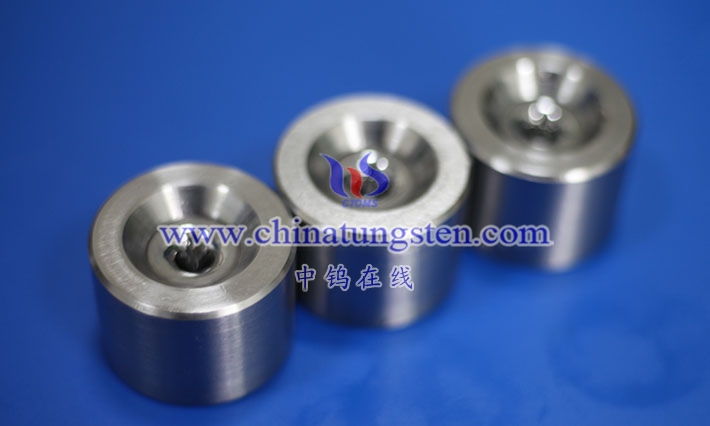 高温环境对硬质合金模具性能的影响